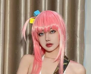 一波图集：Choi Ji Yun带你看甘露寺蜜璃比基尼，泳池边的风都是热的！